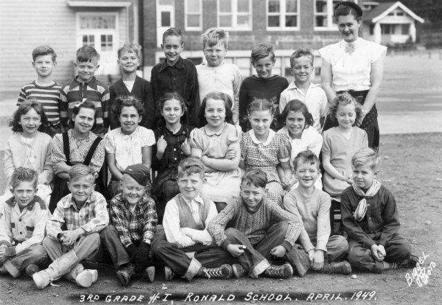 Top Row  2-Al Harwood 3-Vern Seather 5-Pat King ** Middle Row 8-Joyce Longbottom ** Bottom Row 1-Mike Gergich 3-Dave Gibb 5- Kerry Strand 7- Robin Force